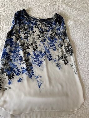 Rose & Olive White Sleeveless Top with Blue and Black Floral Print